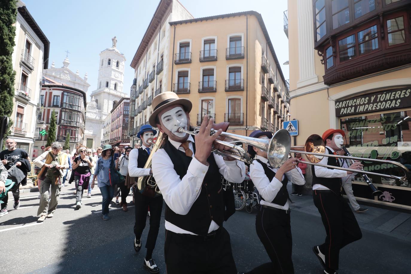 Compañía Mimo's Dixie Band, Portugal, Festival internacional de teatro y artes de calle