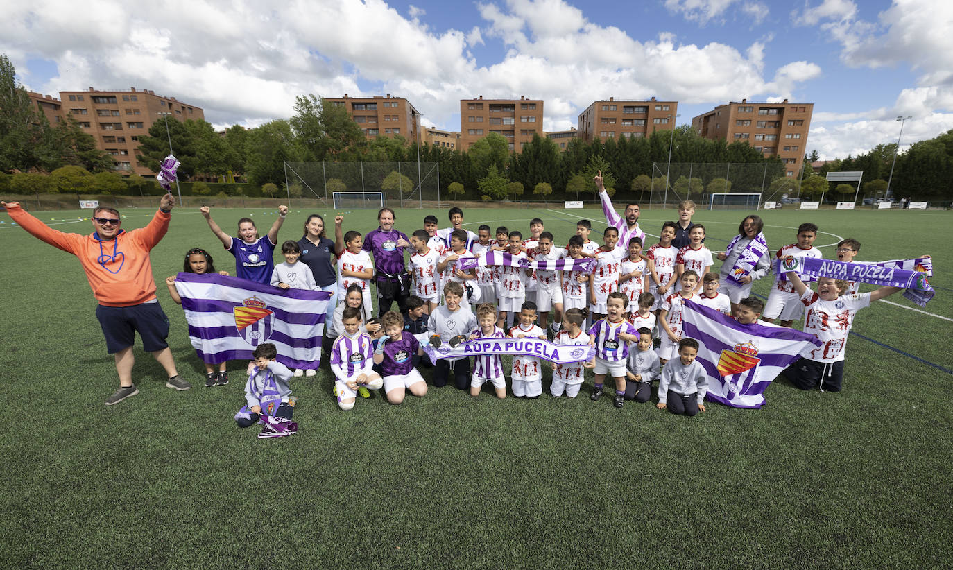 La Escuela Eusebio Sacristán anima al Real Valladolid en su camino rumbo al ascenso.