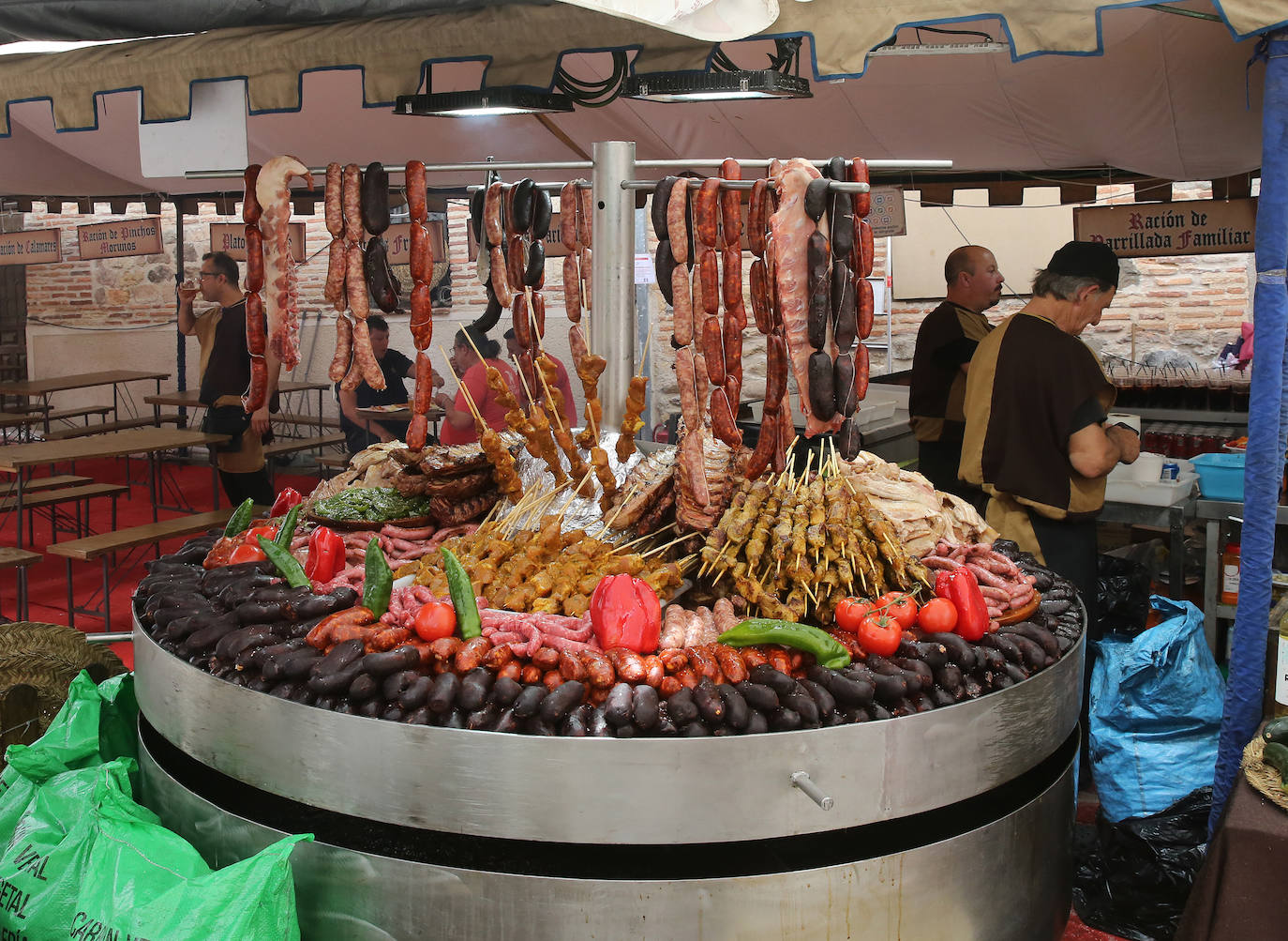 Fotografías del Mercado del Arrabal de San Lorenzo