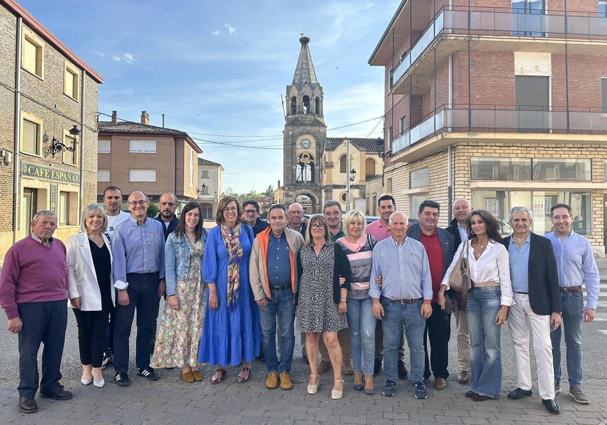 Dirigentes del PP y afiliados de la zona de Alar.