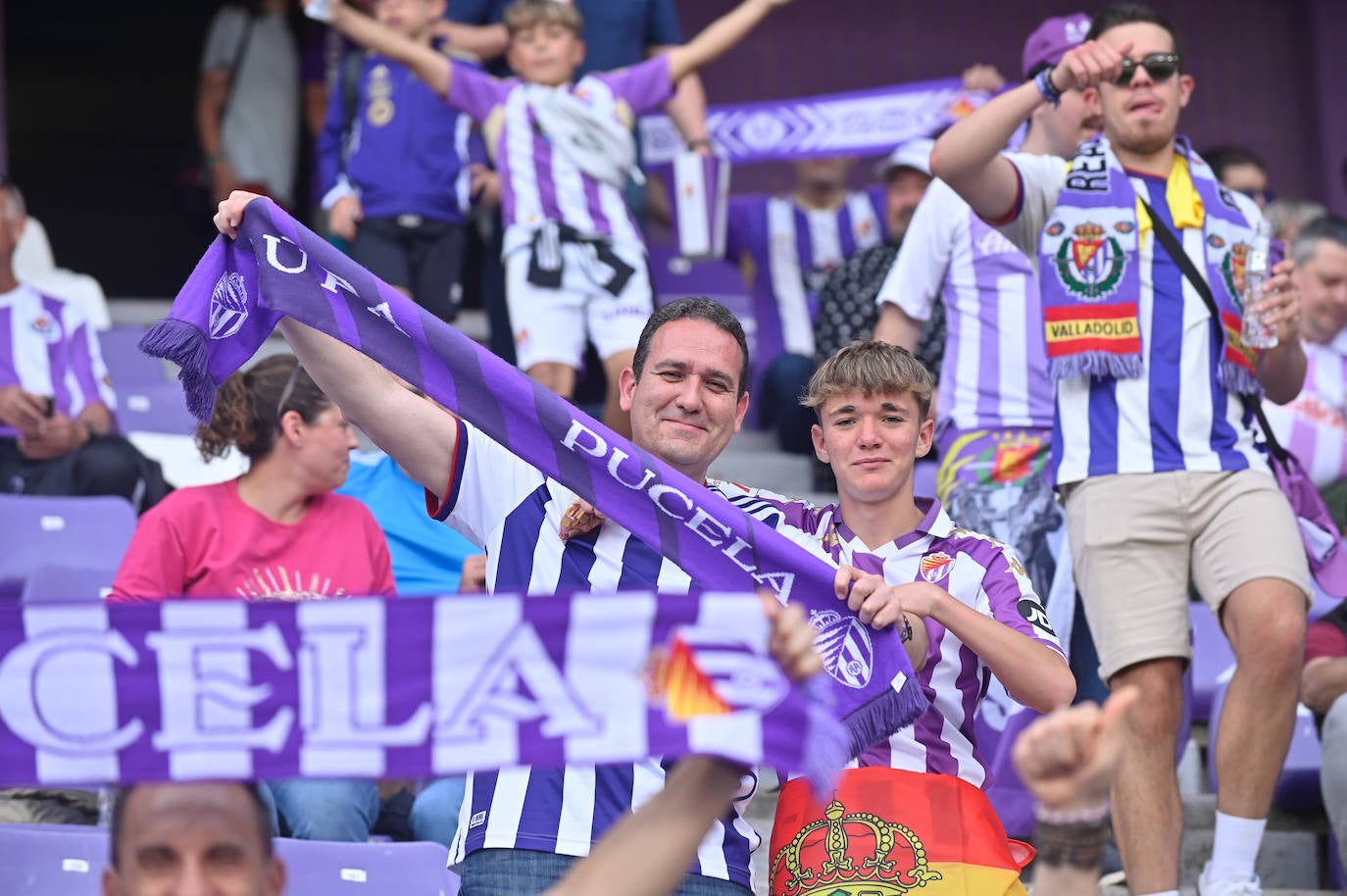 Búscate en la grada del Real Valladolid-Villarreal B (1/4)