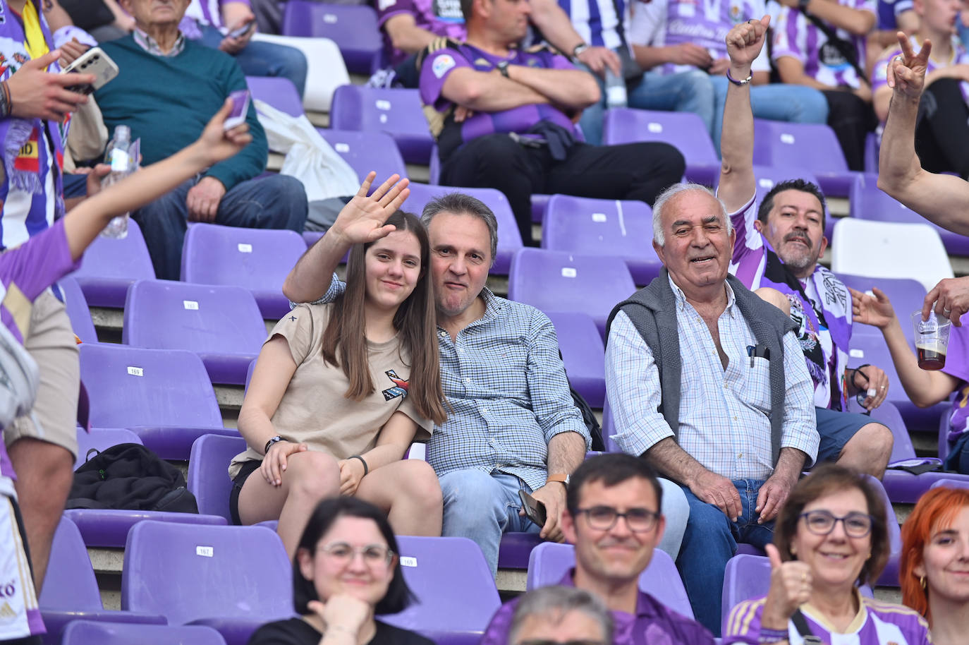 Búscate en la grada del Real Valladolid-Villarreal B (1/4)