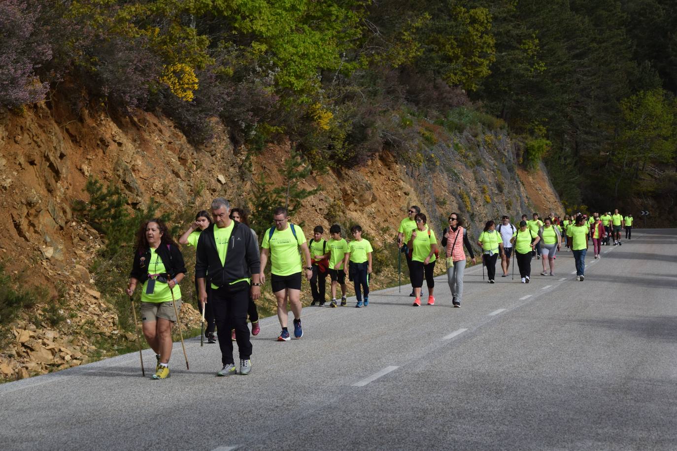 Multitudinaria Marcha de Adecas en Guardo