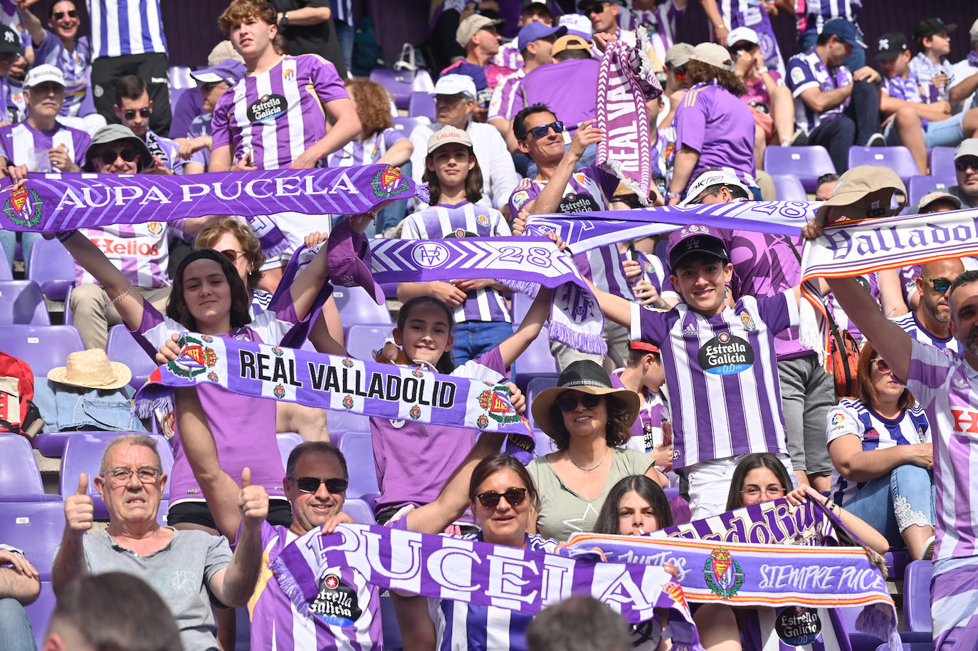 Búscate en la grada del Real Valladolid-Villarreal B (4/4)