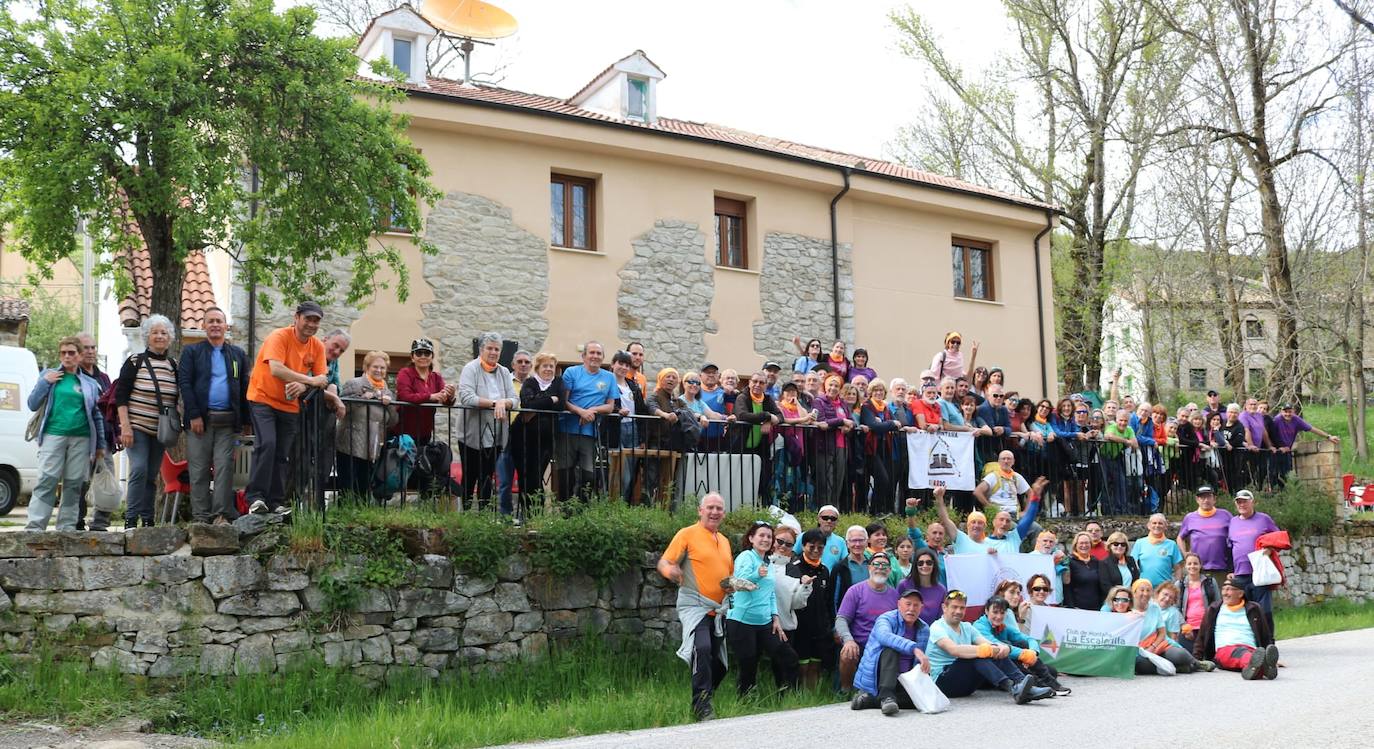 Los clubes de montaña de Palencia se unen en Cardaño de Abajo