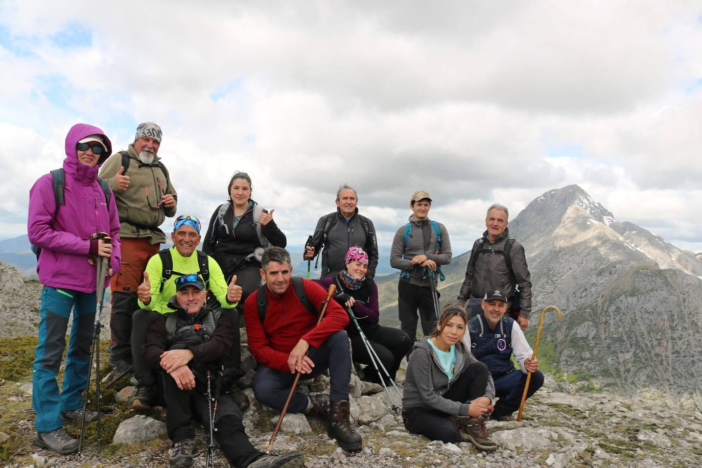 Los clubes de montaña de Palencia se unen en Cardaño de Abajo