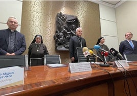 Gómez Arce, sor María Javier, Mario Iceta, sor Carmen Ruiz y Rodrigo Saiz.