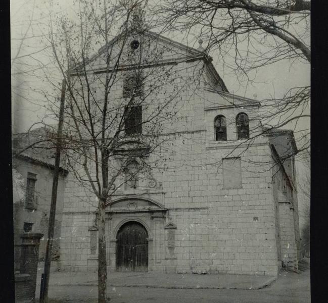 Iglesia de La Victoria en su antiguo emplazamiento.