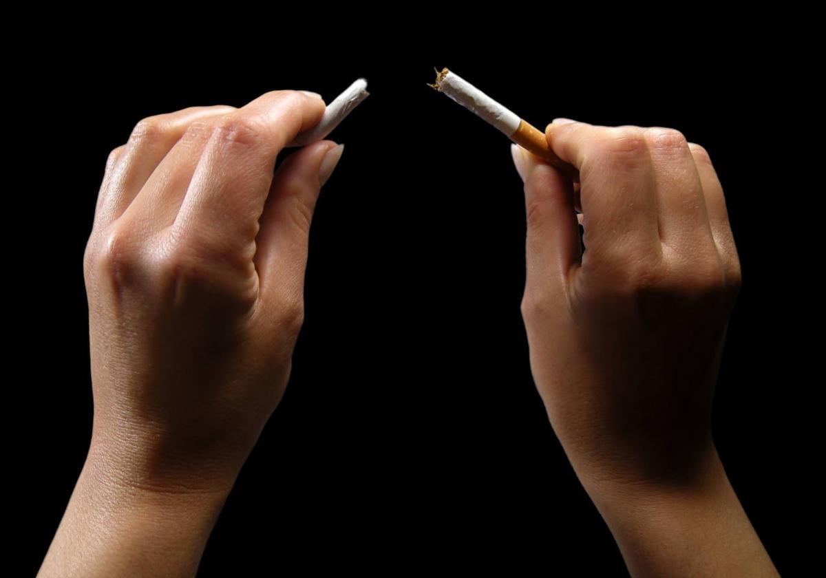 Qué es la vareniclina, el sustituto del Champix para dejar de fumar