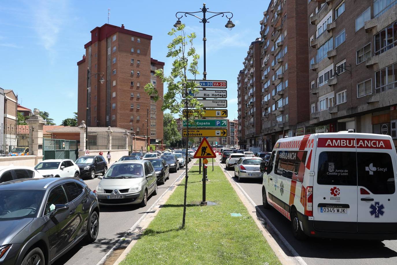 Tráfico y obras en el viaducto de Arco de Ladrillo