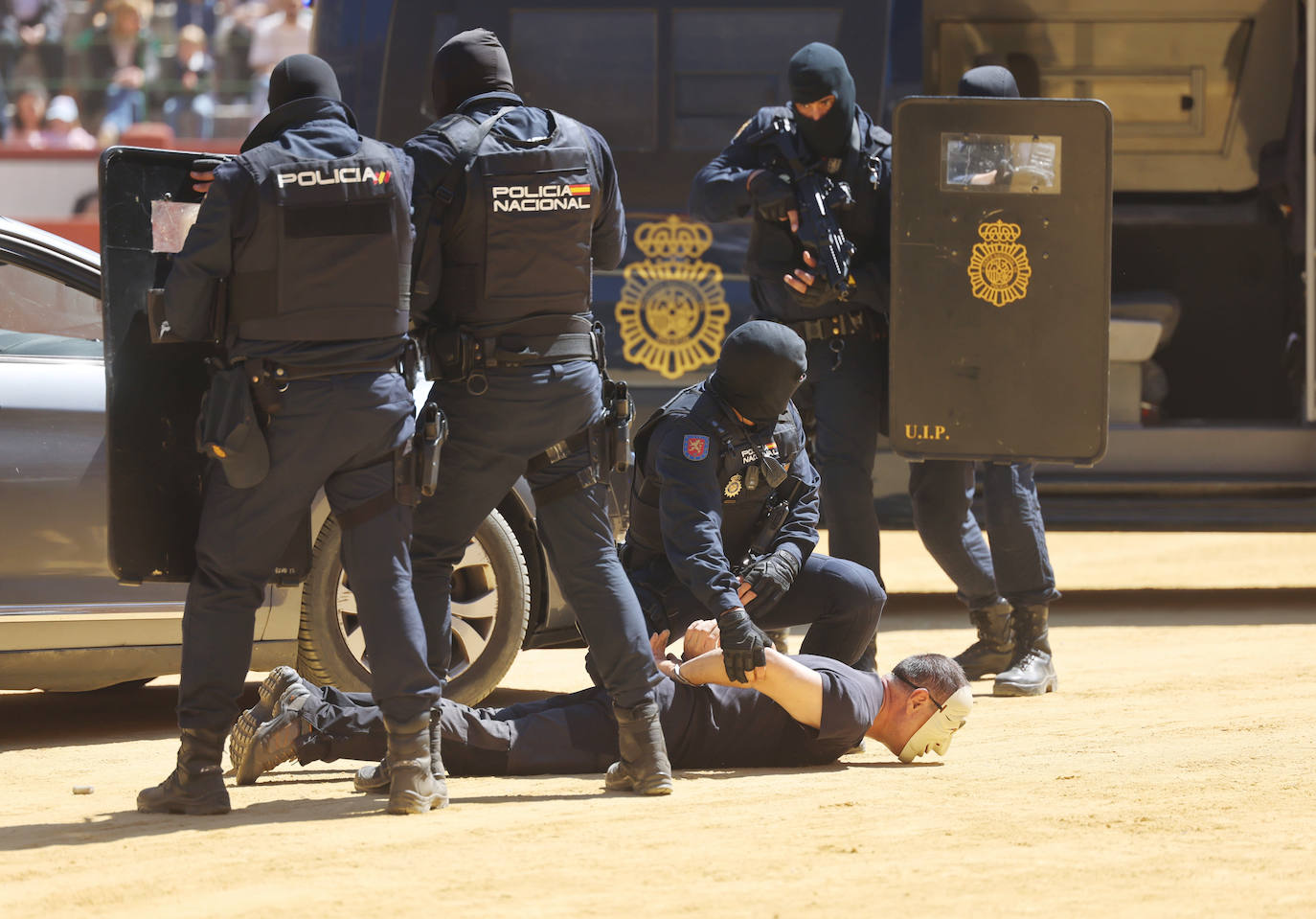 Las imágenes de la celebración de los 200 años de La Policía Nacional en Valladolid