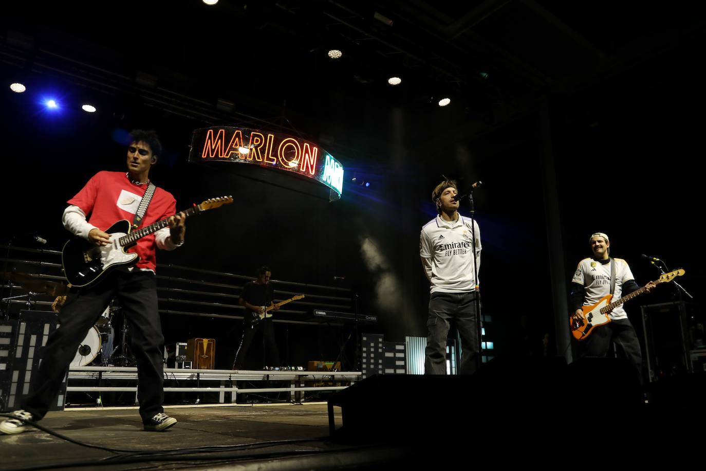 Concierto de Marlon en el parque del Salón