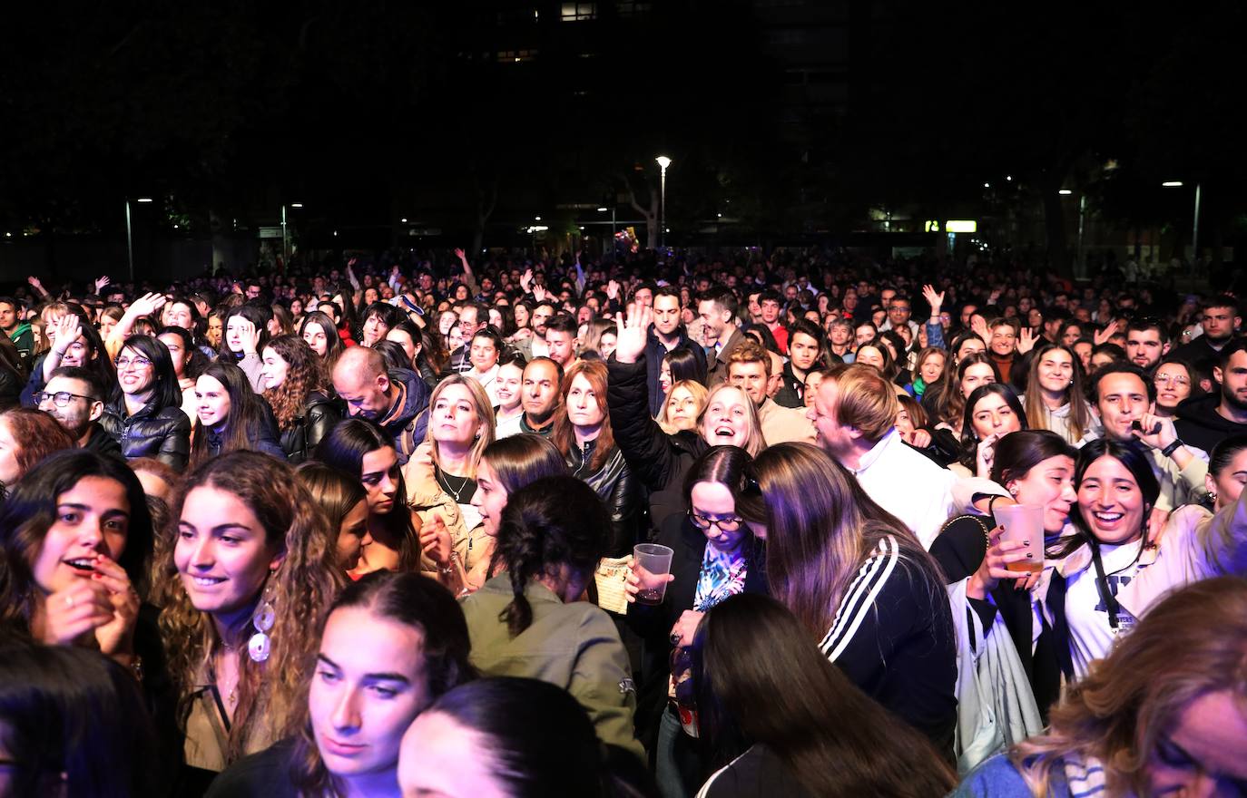 Concierto de Marlon en el parque del Salón