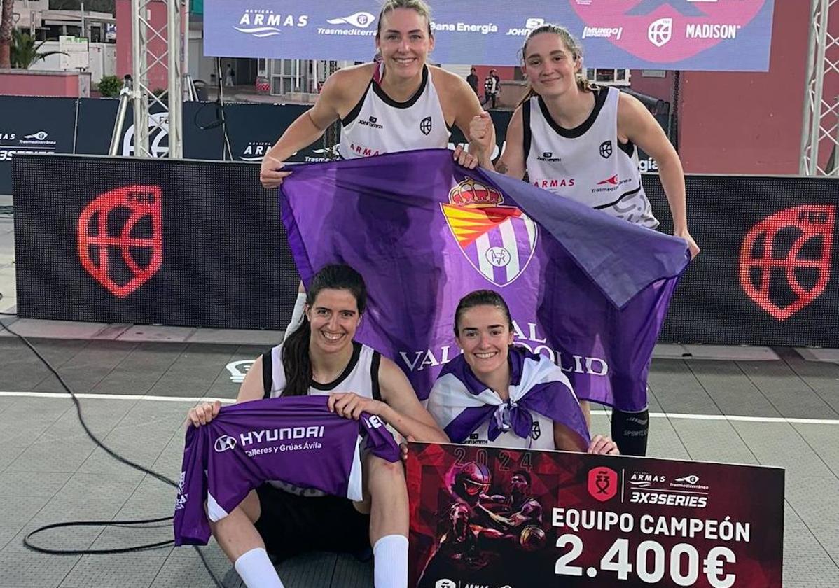 Equipo del Real Valladolid formado por Patricia Soler, Cecilia Aldecoa, Clara Rodríguez y Celia García.