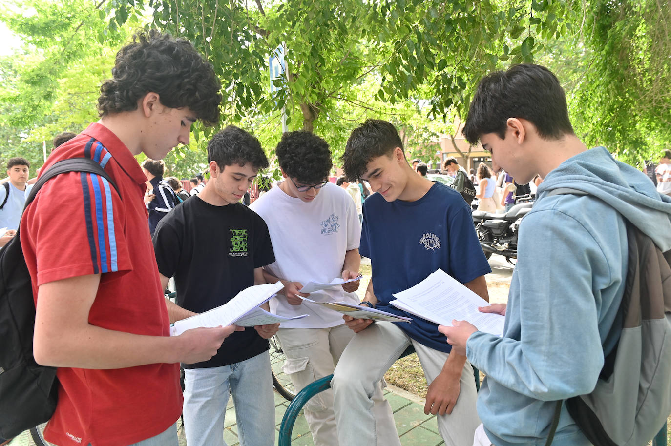 Las imágenes del primer día de la EBAU 2024 en Valladolid