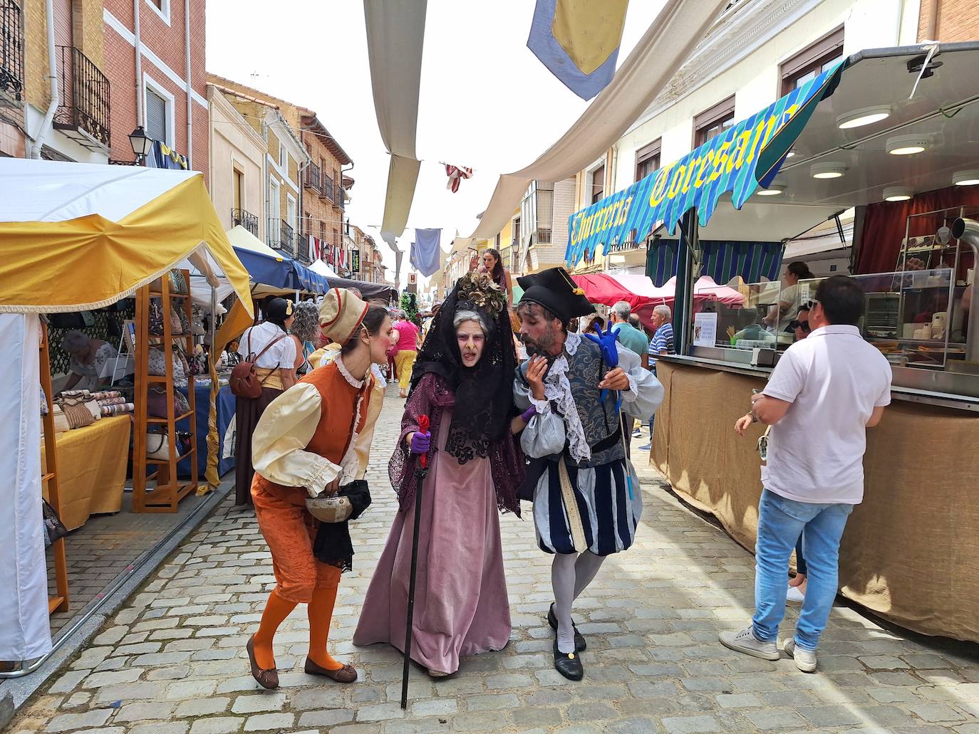 El Mercado Comarcal y Feria Agroalimentaria de Villalón, en imágenes