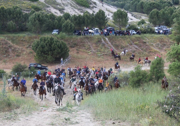 Encierro de La Parrilla en el tramo campero.