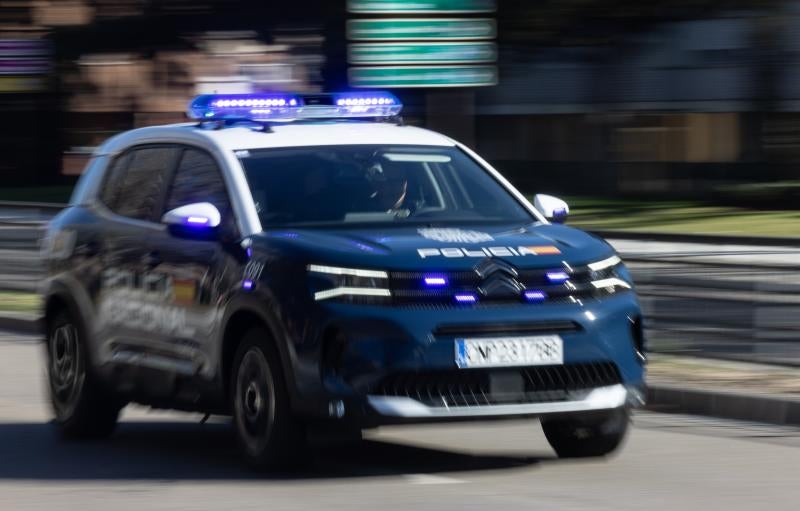 Una patrulla de la Policía Nacional en Valladolid.