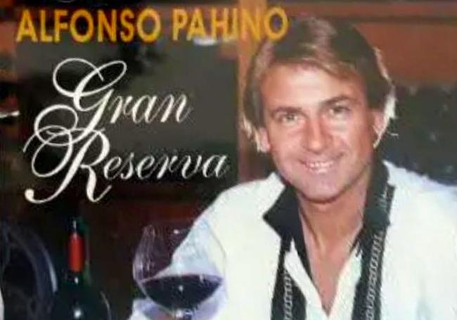 Imagen de la portada del disco de Alfonso Pahino 'Gran reserva'. La imagen se tomó en la bodega del restaurante 'La Criolla'.