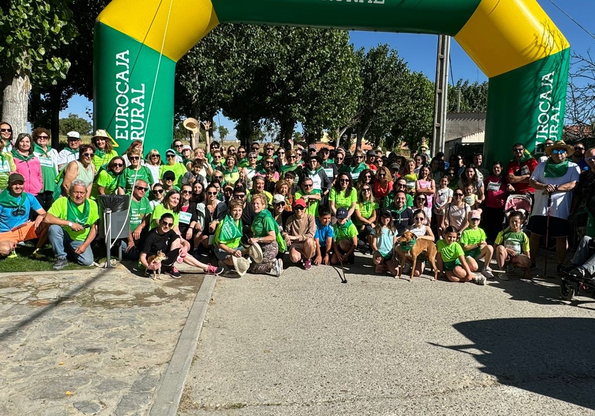 Santibáñez de Valcorba y Traspinedo caminan unidos contra el cáncer