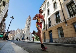 Las fotografías que deja la Carrera de la Antigua por el centro de Valladolid