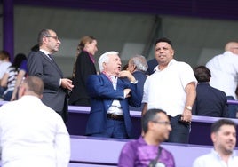 Ronaldo Nazário, en el palco del José Zorrilla durante el partido frente al Villarreal B.