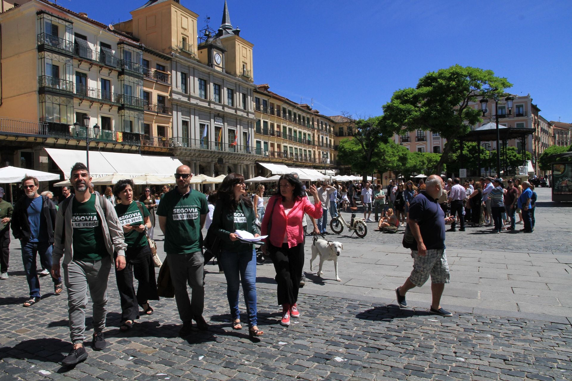 Fotografías del paseo para explicar la gentrificación de Segovia