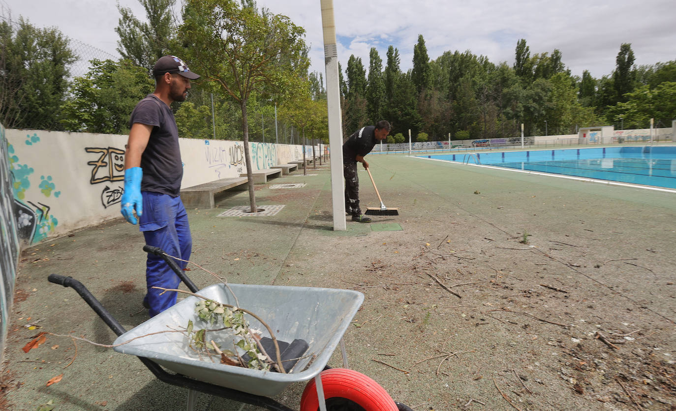 Las piscinas llegan antes que el verano en Palencia