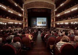 Una sesión de la pasada edición del Foro con el Calderón lleno.