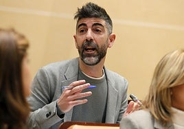 Guillermo San Juan, en un pleno de la corporación municipal.