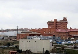 Vista de La Choricera, antiguo complejo empresarial dedicado a la industria en Segovia.