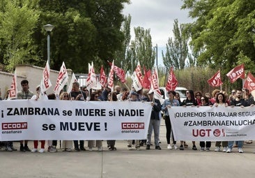 Los trabajadores del Zambrana paran media hora ante su «infierno» laboral