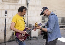 Un grupo actúa en la plaza de Portugalete por el Día de la Música