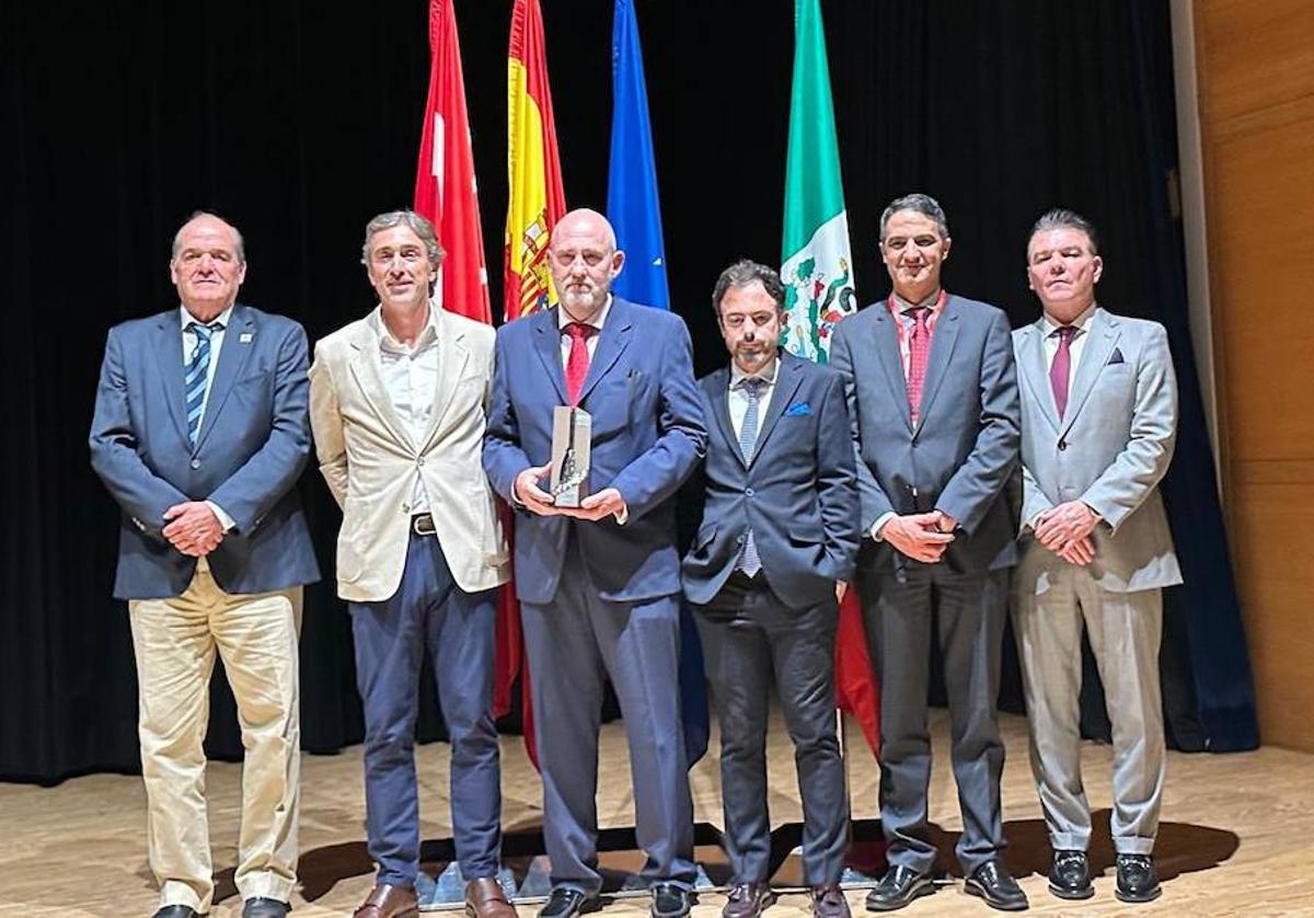 Valladolid recibe la 'escoba de platino' por su sistema de recogida de basuras