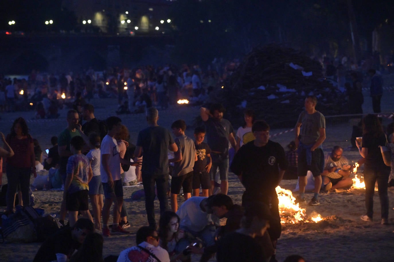 Las imágenes de la noche de San Juan en Valladolid