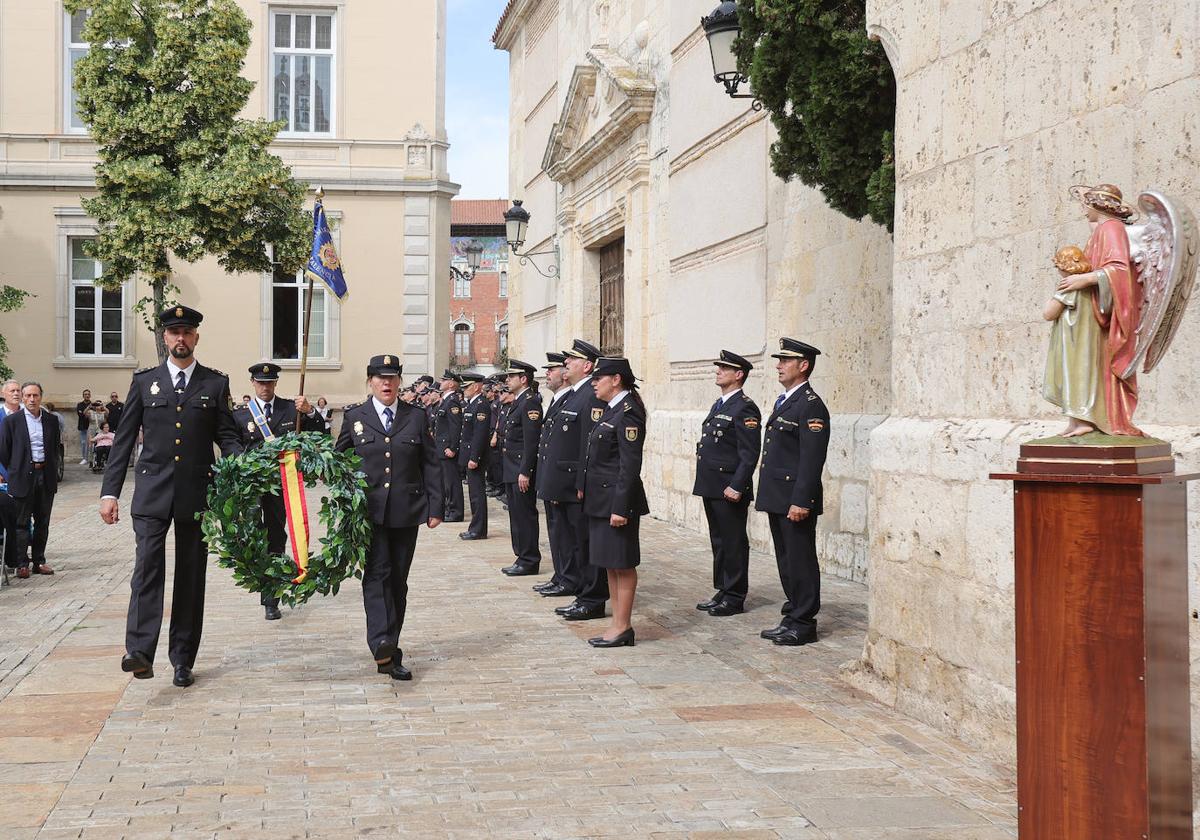 La Policía Nacional de Palencia homenajea a los agentes víctimas de terrorismo