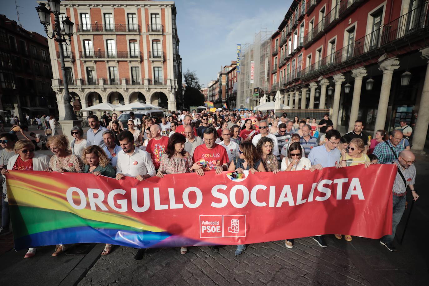 Las imágenes de la manifestación del Orgullo LGTBI+ en Valladolid