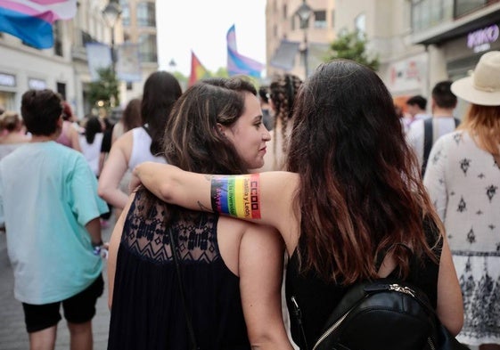 Imágenes de la manifestación del Orgullo LGTBI+ en Valladolid