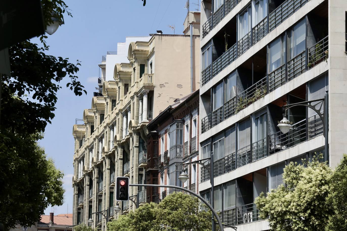 La calle de Miguel Íscar, la más burguesa de Valladolid