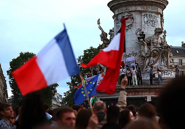 Francia, ante el abismo