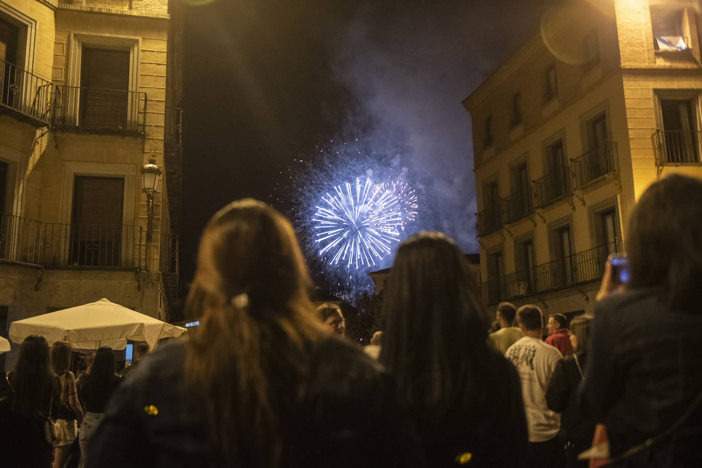 Los fuegos artificiales de Segovia, en imágenes