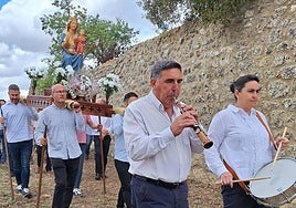 Imágenes de la procesión de la Virgen de Serosas en Montealegre de Campos
