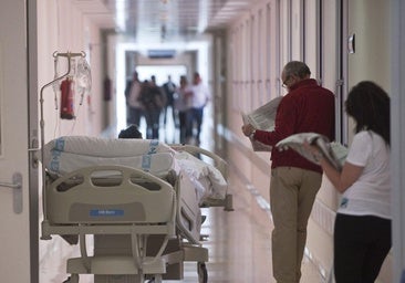 Siete de cada diez ingresos en los hospitales llegan por una urgencia y duran una semana