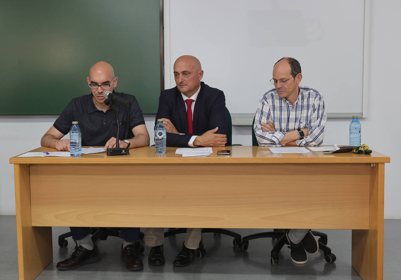 Homenaje a Enrique Delgado tras 47 años en el campus de Palencia