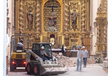 Compuestos y sin iglesia por el derrumbe de la Vera Cruz