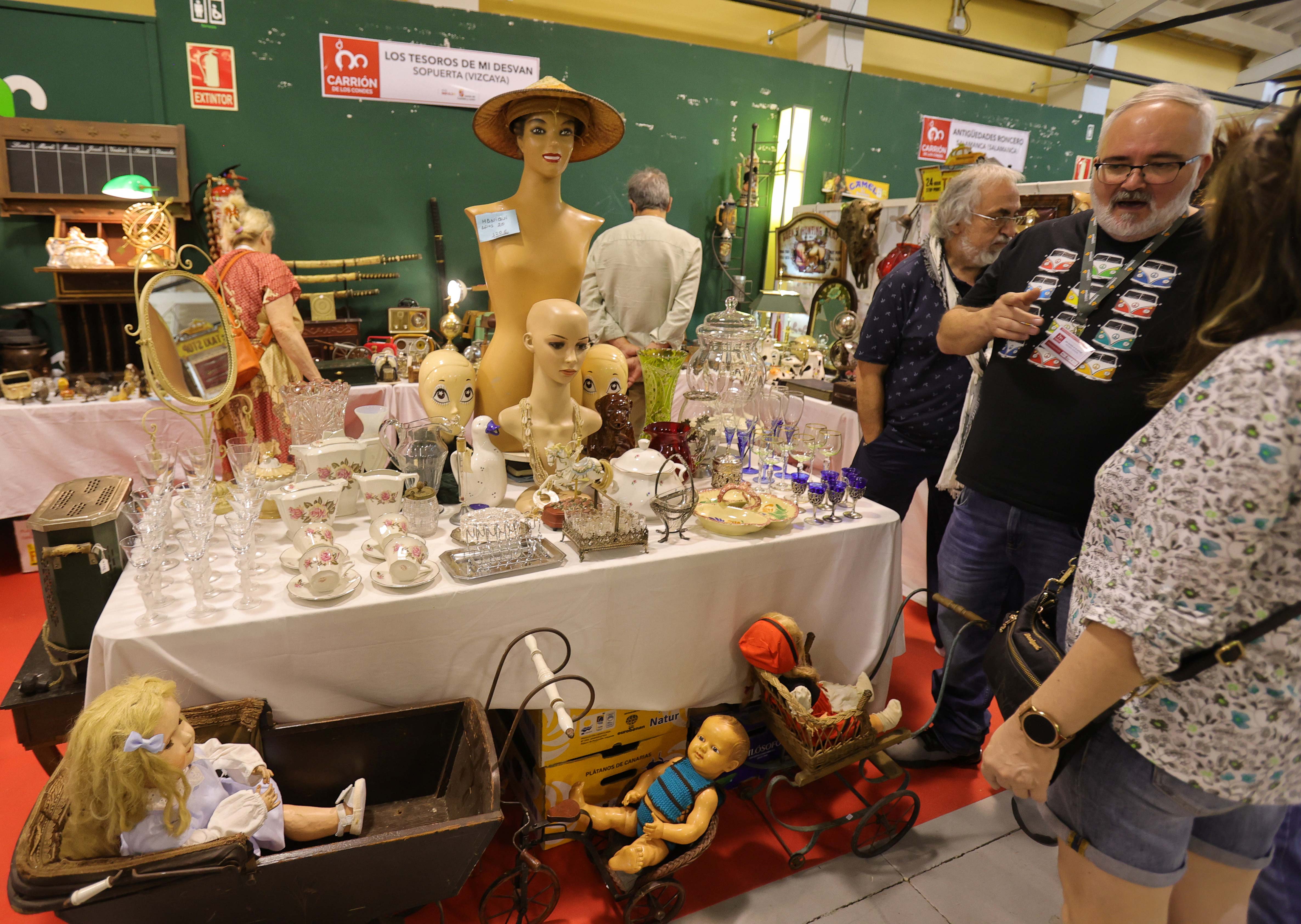 Feria de antigüedades en Carrión de los Condes