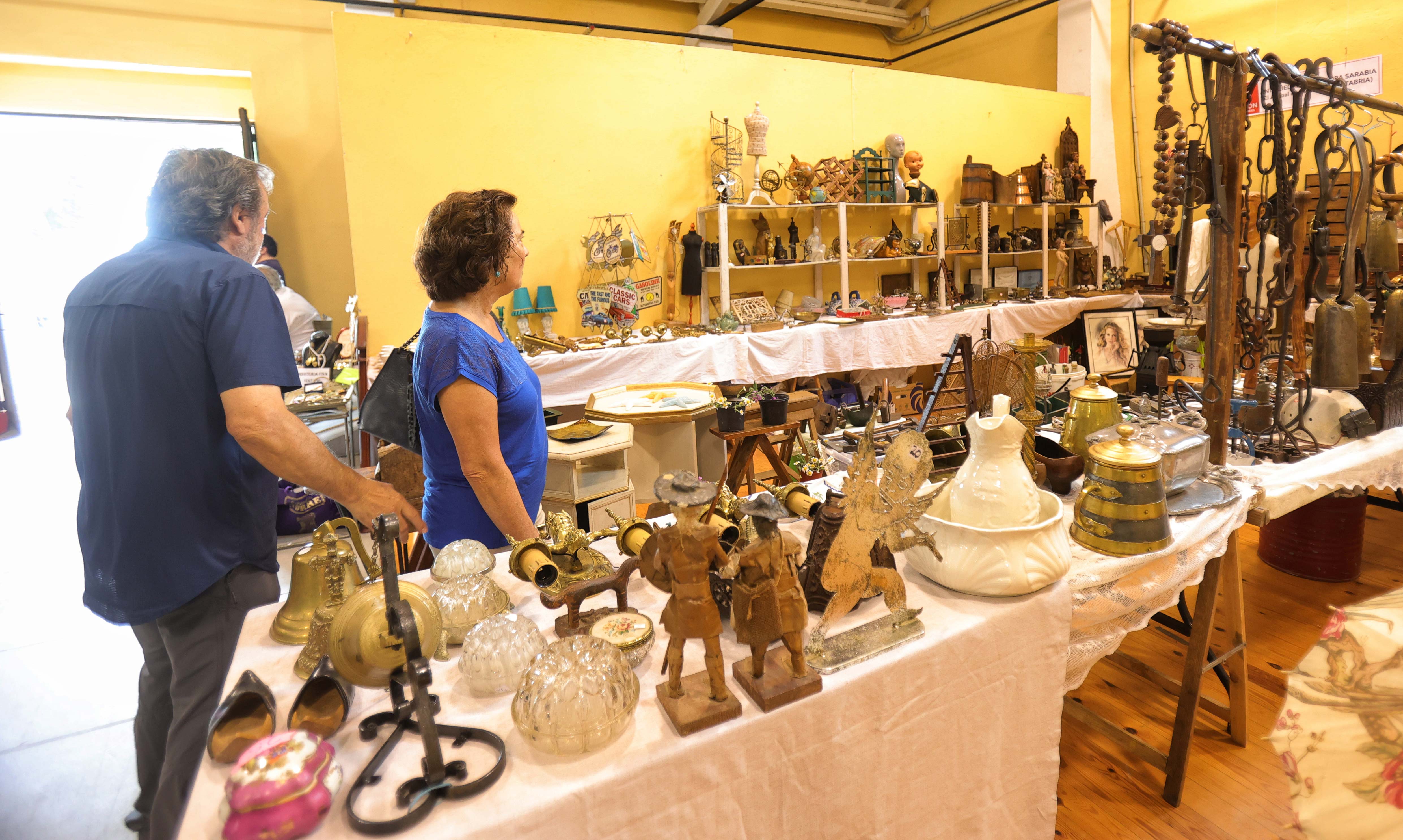 Feria de antigüedades en Carrión de los Condes