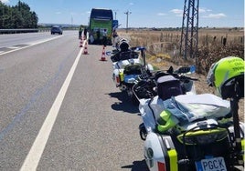 Autobús averiado en la A-62.