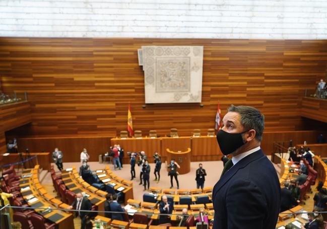 Abascal, en las Cortes de castilla y León, en la investidura de Mañueco que puso en marcha el pacto PP- Vox.