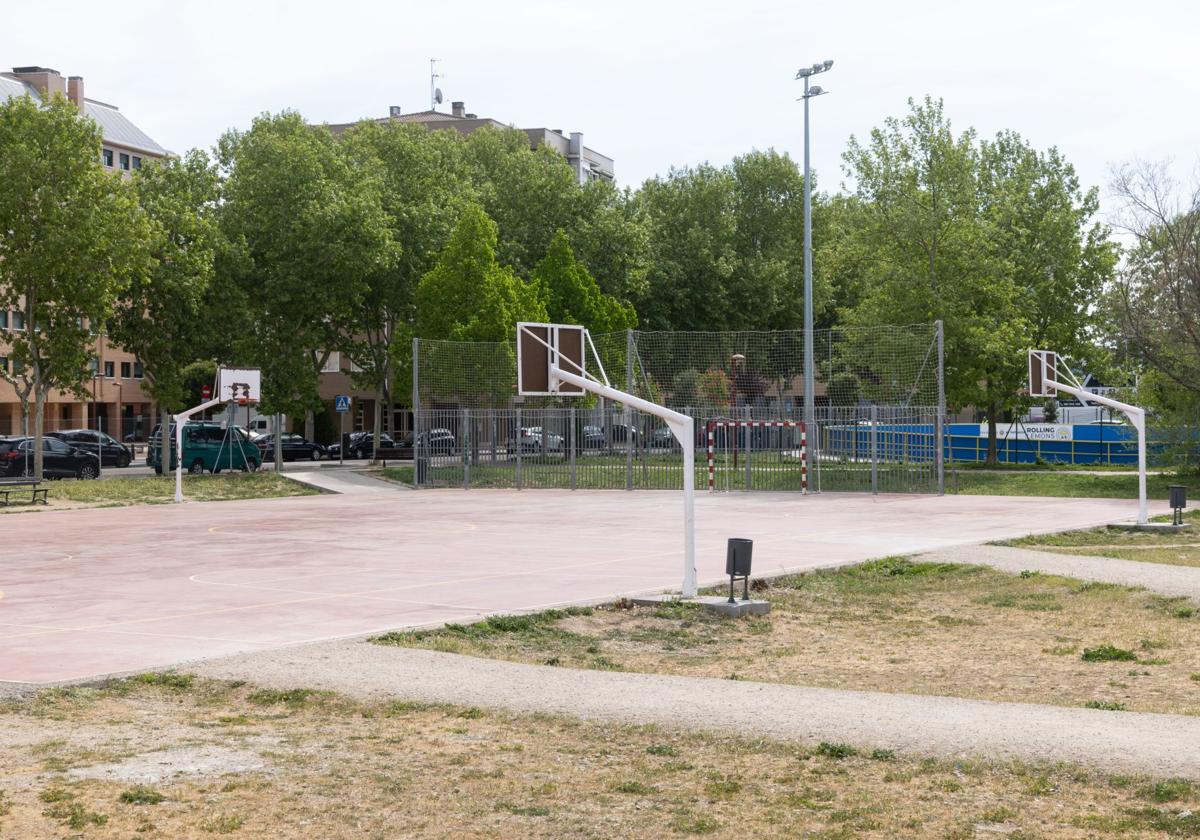 Parcela en la que se ubicará el nuevo polideportivo.